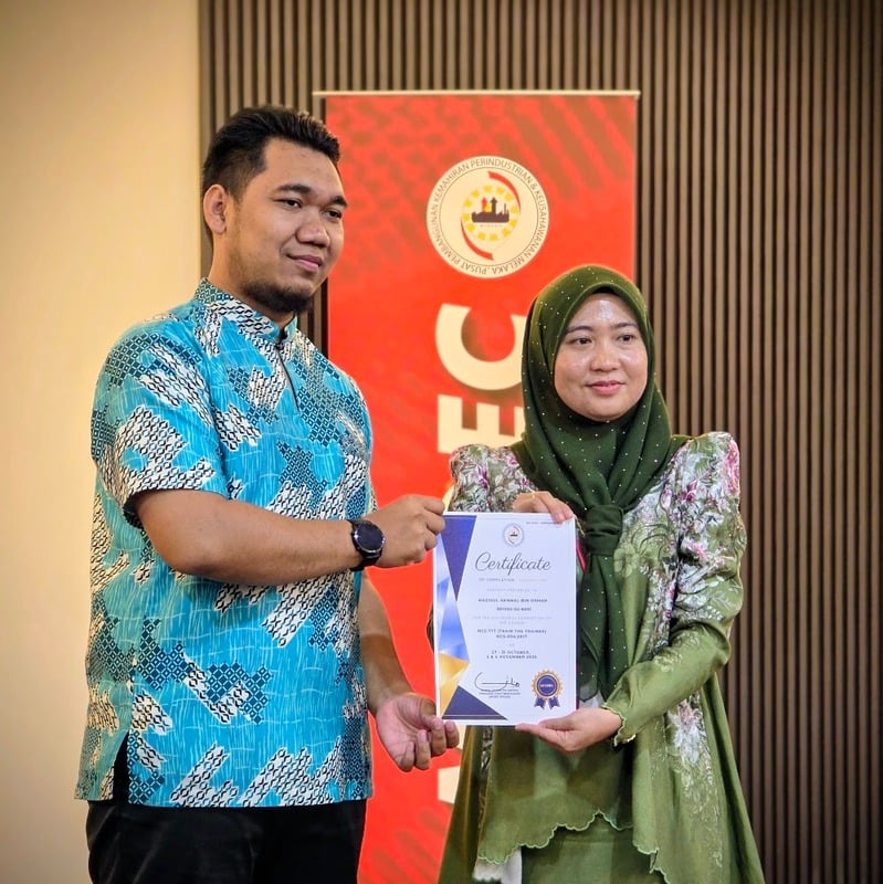 Certificate presented to a training participant